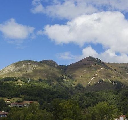 Casa La Cruz A 2Km De Cangas De Onis Bagian luar foto